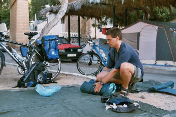 Zeltplatz La Garrofa bei Almeria den wir nachts 1 Uhr erreichten. Zeltplatz La Garrofa bei Almeria den wir nachts 1 Uhr erreichten.
