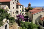 Blick über die Altstadt von Omiš.