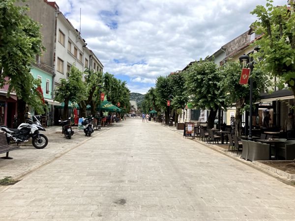 Die Fußgängerzone Njegoševa - II. Die Fußgängerzone Njegoševa - II.