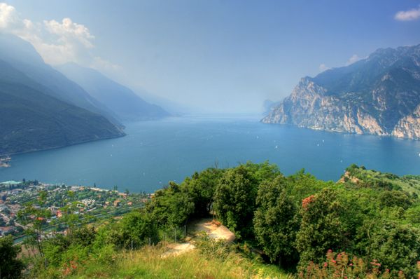 Der Norden des Gardasees (HDR). Der Norden des Gardasees (HDR).