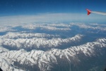 Über den schneebedeckten Alpen.