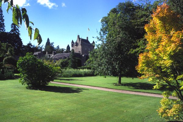 Cawdor Castle. Mit eines der am besten erhaltenen Schlösser im Norden Schottlands. Cawdor Castle. Mit eines der am besten erhaltenen Schlösser im Norden Schottlands.