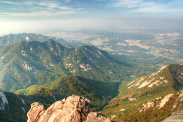 Blick Richtung Süden auf die nördlichen Ausläufer von Seoul.