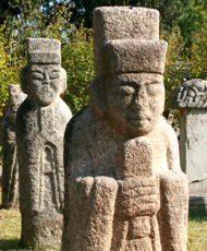 Steinerne Monumente aus der Vergangenheit.