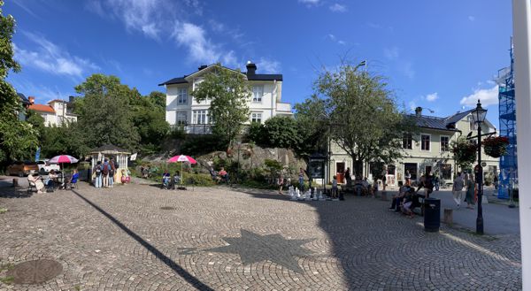 Belebter Marktplatz in Vaxholm. Belebter Marktplatz in Vaxholm.