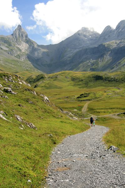 Der Weg zum Glattalpsee. Unglaublich karge Landschaft. Der Weg zum Glattalpsee. Unglaublich karge Landschaft.