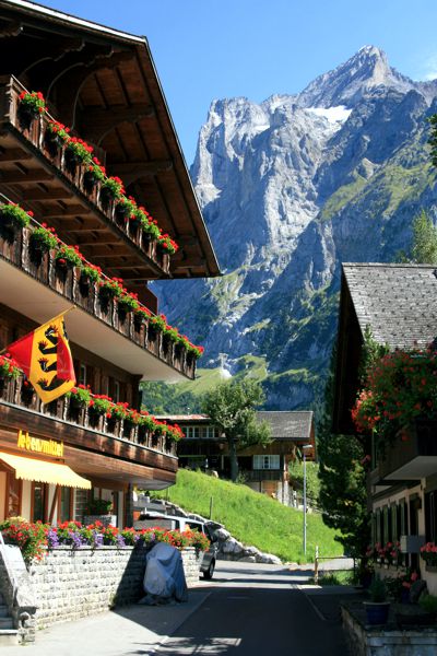 Blick von Grindelwald zum Wetterhorn. Blick von Grindelwald zum Wetterhorn.