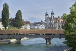 Spreuerbrücke und Jesuitenkirche in Luzern.