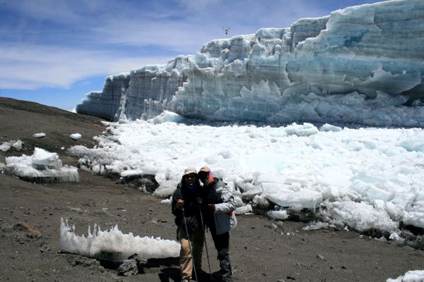 Ballack und ich vor dem Gletscher. Ballack und ich vor dem Gletscher.
