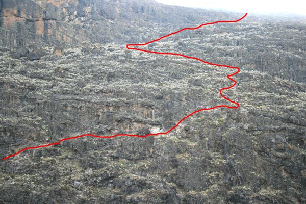 Der Weg durch die Barranco Wall sieht kompliziert aus, war aber ganz einfach. Der Weg durch die Barranco Wall sieht kompliziert aus, war aber ganz einfach.
