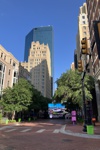 Der Sundance Square ist von Art déco Hochhäusern umgeben.