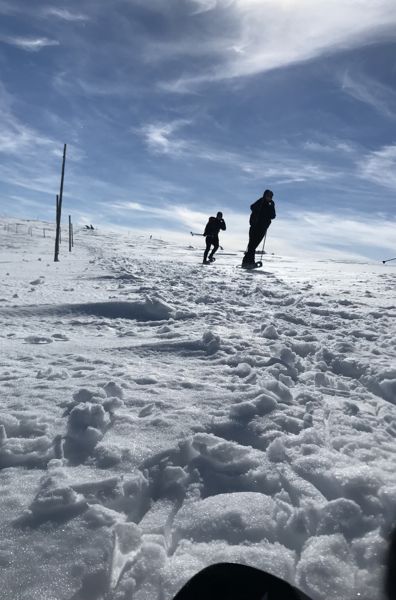 Mit Schneeschuhen auf den Hauptkamm des Riesengebirges. Mit Schneeschuhen auf den Hauptkamm des Riesengebirges.